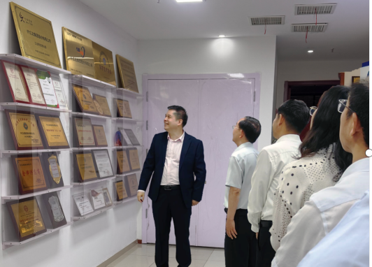 政企動態(tài)|通州區委書記孟景偉走訪仟億達集團調研企業發(fā)展情況